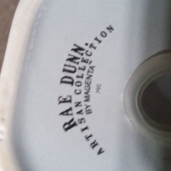 Rae Dunn Artisan Collection Spices and Herbs Shakers Large 5" by 4". (Set - Picture 4 of 4